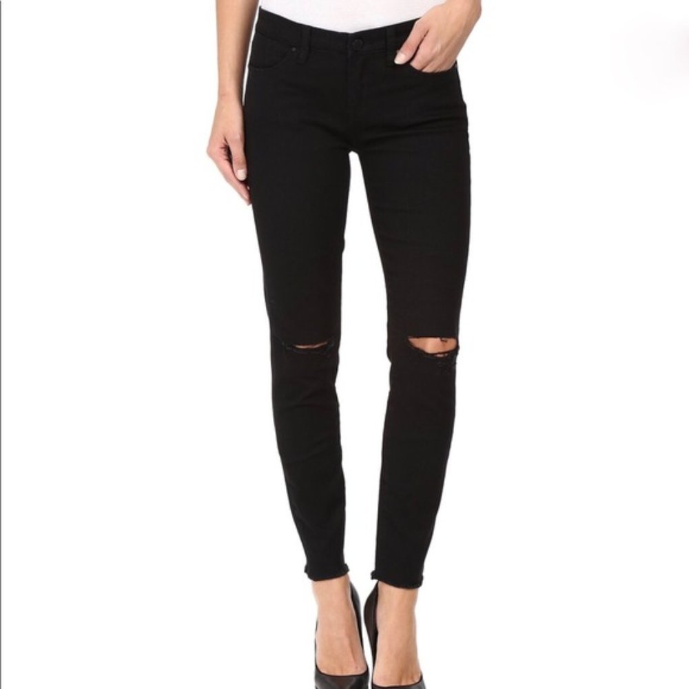Blank NYC Raw Hem Distressed Knee Skinny Jeans 28
